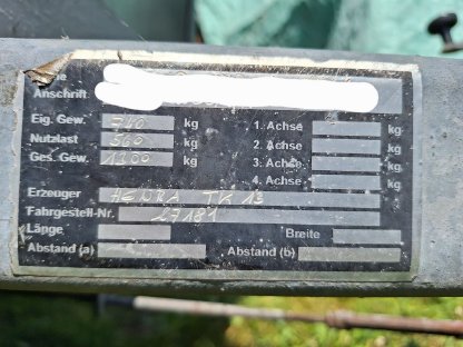 Bild 6:Pferdeanhänger