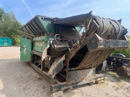 Bild 3:Holzschredder Wellenzerkleinerer Forus