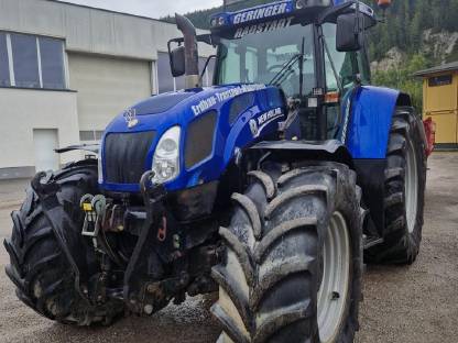 New Holland TVT195 (CVT)