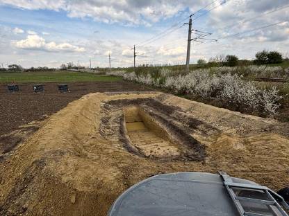 Bild 8:Erdbewegung, Baggerarbeiten, Abbruch, Rodung, Erdbau