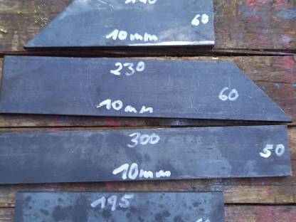 Bild 3:Blech- und Flacheisenreste