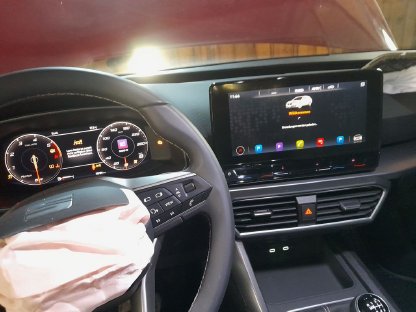 Bild 7:Seat Leon Bj. 24, 116 PS Diesel, Frontschaden