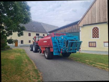 Bild 4:Quaderballenpresse Fortschritt 550