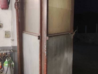 Bild 8:Garagentor Werkstatttor