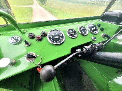 Bild 3:Unimog 411, 401, Cabrio