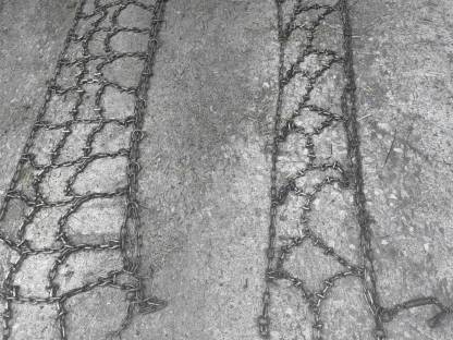 Bild 2:Schneeketten für Lindner 420SA