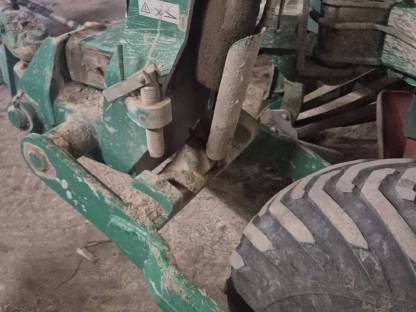 Bild 5:Regent Taurus, 5-furchiger Volldrehwendepflug