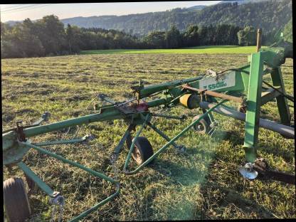 Bild 4:Stoll Z550 Hydro Kreiselheuer Wender