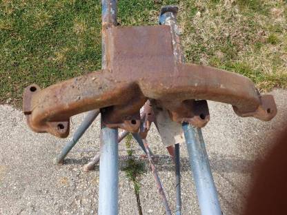 Bild 5:Abgaskrümmer für Ford Traktor 7610, 7710