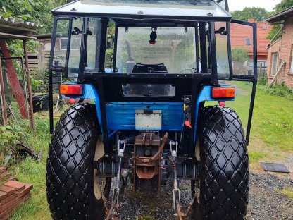 Bild 2:ISEKI TD 4451 Allrad, Kabinenheizung inkl. Zubehör