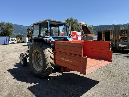 Bild 2:Traktor Ford 5610 inkl. Kippmulde