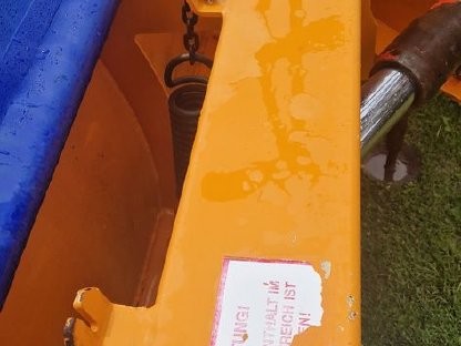 Bild 5:Springer SSL 3001-Unimog-Lader-Salzstreuer-Schneefräsen-Steyr