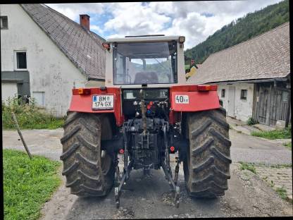 Bild 2:Steyr 8130 SK2 mit Forstverbau