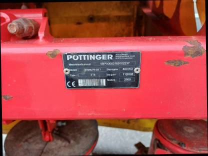 Bild 8:Pöttinger Mähwerk Nova Alpin 266 T