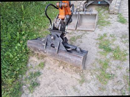 Bild 3:Bagger Hitachi Zaxis 17U