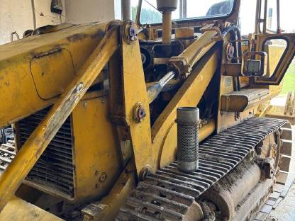 Bild 3:Laderaupe MF 300