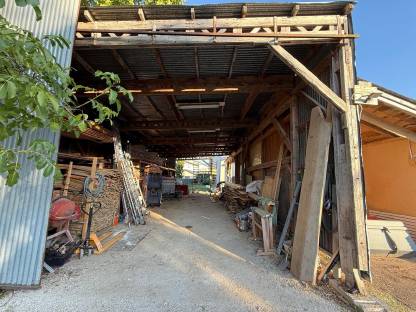 Bild 4:Carport/Halle