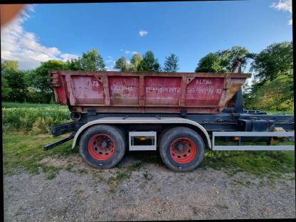 Hakenlift Container
