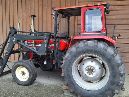 Massey Ferguson 240