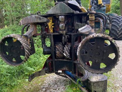 Bild 4:HSM 405 H2 6WD Harvester