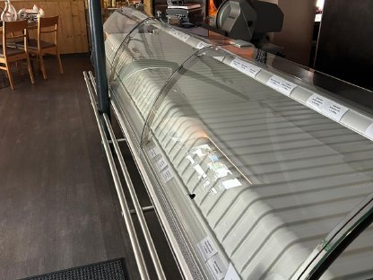 Bild 3:Kühltheke Aichinger