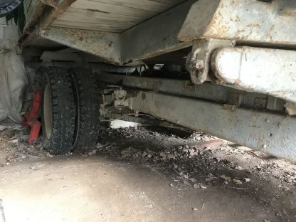 Bild 2:Traktorkipper