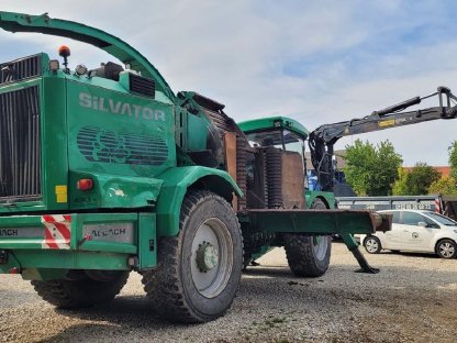 Bild 4:Albach Silvator 2000 Holzhäcksler