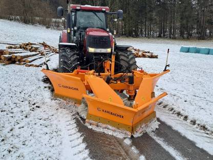 Bild 2:Kahlbacher Schneepflug/Spitzpflug
