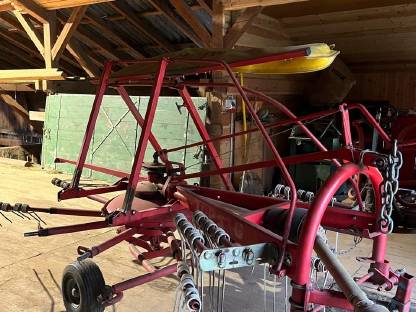 Bild 3:Pöttinger Schwader Top 33u