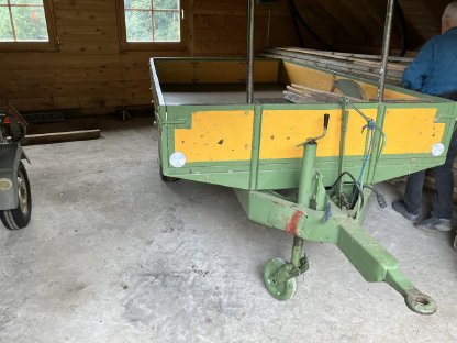 Bild 3:Traktor Anhänger
