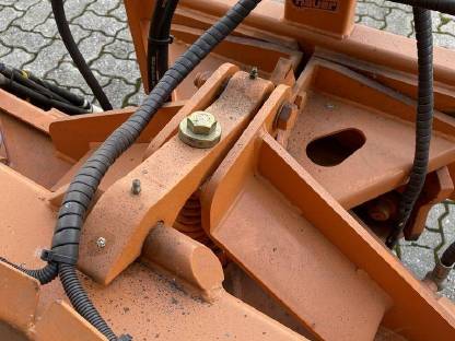 Bild 5:Schneepflug Hauer HS 1800