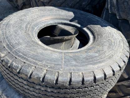 Bild 2:Reifen 14.00R20 Michelin G-20 XZA4 für Unimog Lkw Anhänger