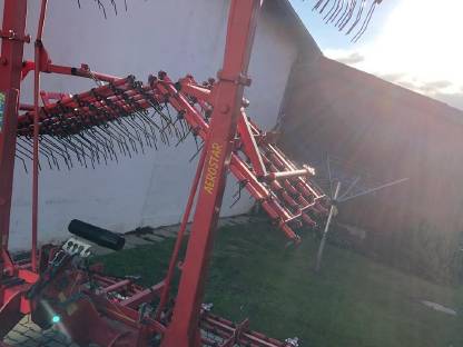 Bild 2:Einböck Striegel Aerostar