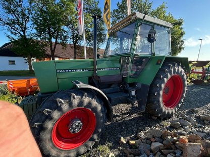 Bild 2:Fendt 611 LS