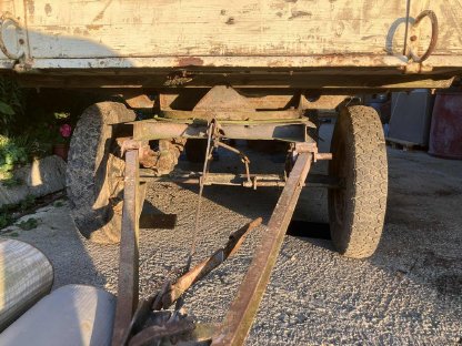 Bild 3:Gefederter Gummiwagen