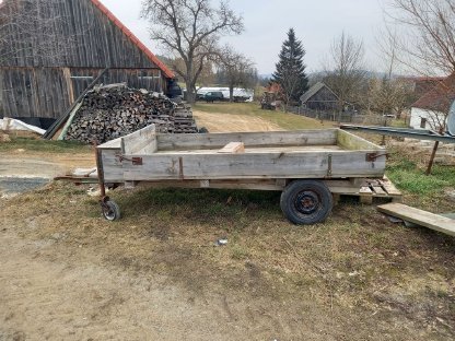 Bild 3:Kleiner Anhänger für Holz