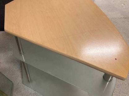 Bild 2:Fernsehertisch