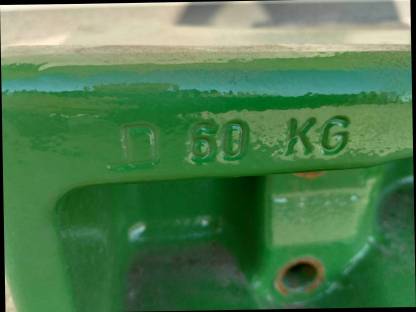 Bild 2:Frontgewichtsträger John Deere 6090M - 6120M