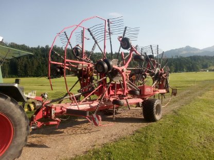 Lely Hibiscus CD 1515 Profi 4-Fach Schwader Krone Pöttinger