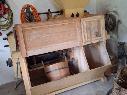 Bild 3:Schrotmühle, Getreidemühle