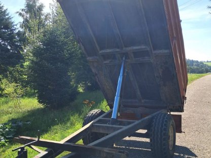 Bild 4:Rosenberger Dreiseitenkipper