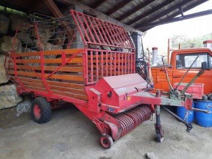 Bild 2:Pöttinger Ladewagen LW-12