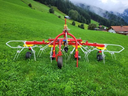 Bild 3:Zettkreisler Pöttinger Alpinhit 4.4N