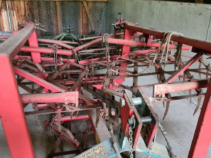 Bild 5:Saatbeetkombination Rau Unimat Egge OU39