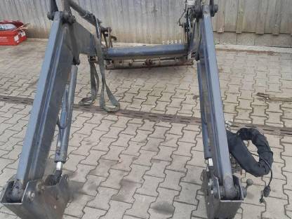Bild 2:Frontlader Steyr MT Mammut HLP 150