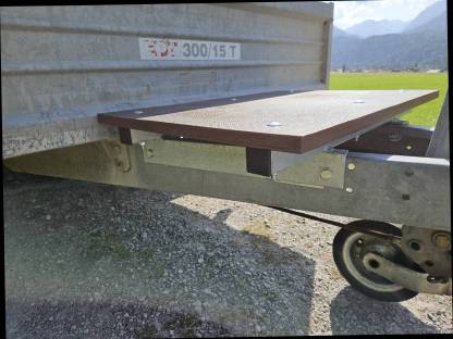 Bild 9:Pongratz Anhänger KGT 300/15