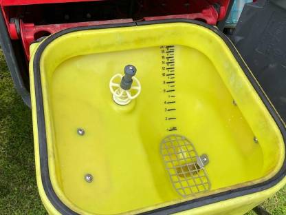 Bild 6:Kverneland Rau iXter B13