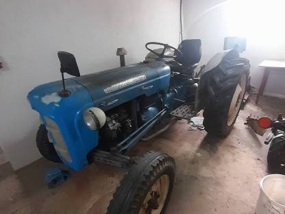 Bild 3:Traktor Fordson Dexta