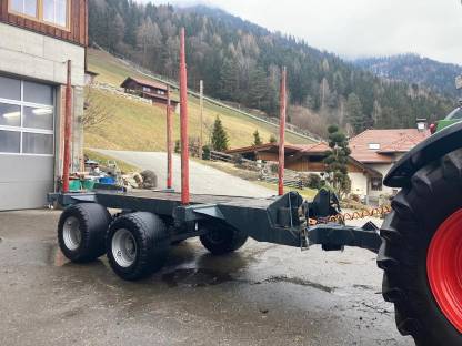 Bild 2:Forstanhänger 16 t Rückewagen ohne Kran