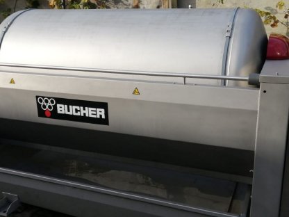 Bild 2:Traubenpresse Bucher 1.500 Liter